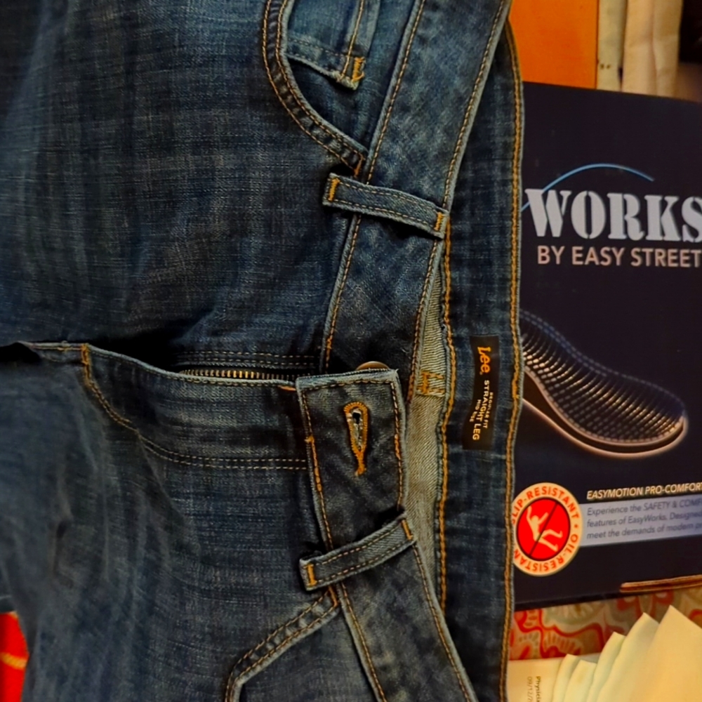 Lee jeans